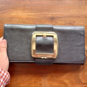 Michael Kors Sutton Buckle Clutch | Black Oversized Buckle
